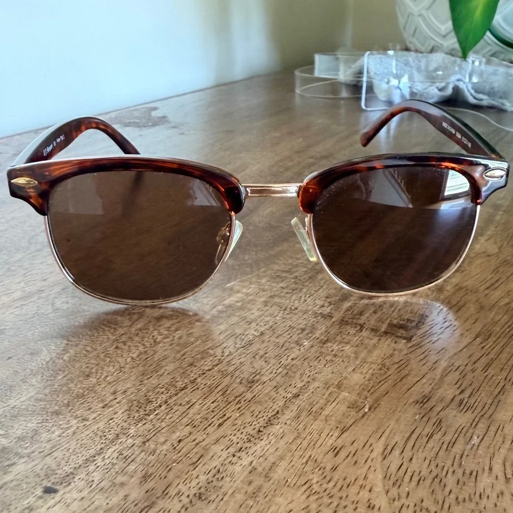 AJ Morgan Soho Sunglasses Unisex Tortoise Clubmaster Brown Lens 51-21-146 Retro